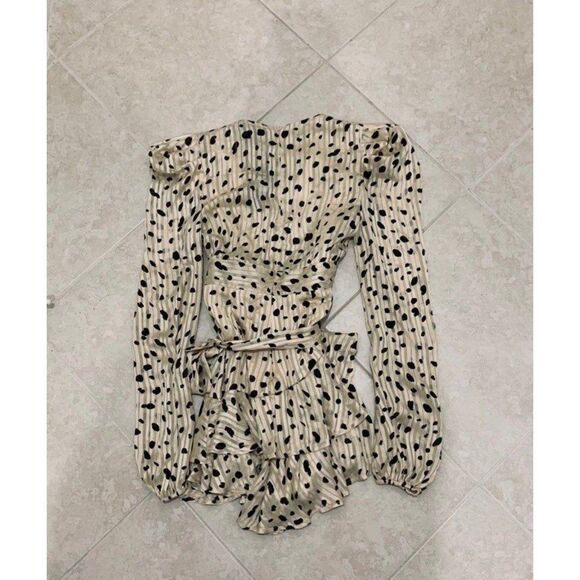 The Sang Romper, Size L - Picture 12 of 12